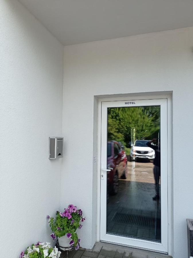 Apartment Jacuzzi Rr Terrace VNO Exterior foto